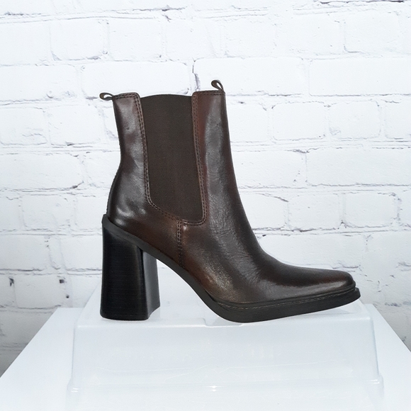 MIA NWOB Pointed Toe Heeled Brown Ankle Boot 7… - Picture 7 of 8
